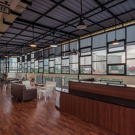 Reddoorz Plus Near Semanggi Jakarta Kültér fotó