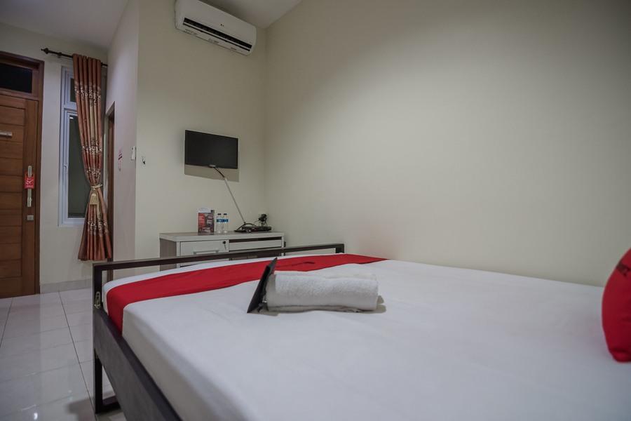 Reddoorz Plus Near Semanggi Jakarta Kültér fotó