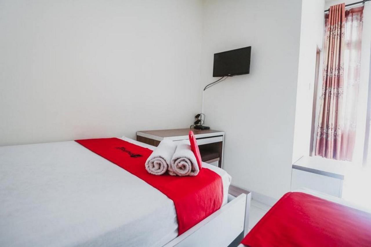 Reddoorz Plus Near Semanggi Jakarta Kültér fotó