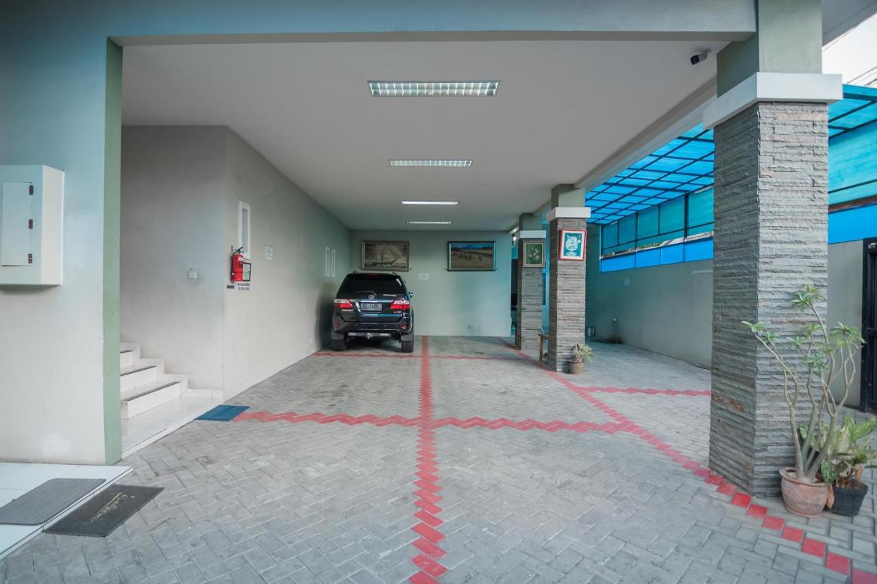 Reddoorz Plus Near Semanggi Jakarta Kültér fotó