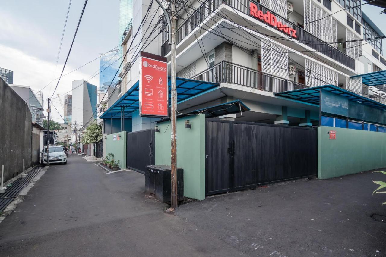 Reddoorz Plus Near Semanggi Jakarta Kültér fotó