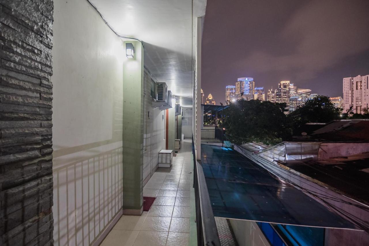 Reddoorz Plus Near Semanggi Jakarta Kültér fotó
