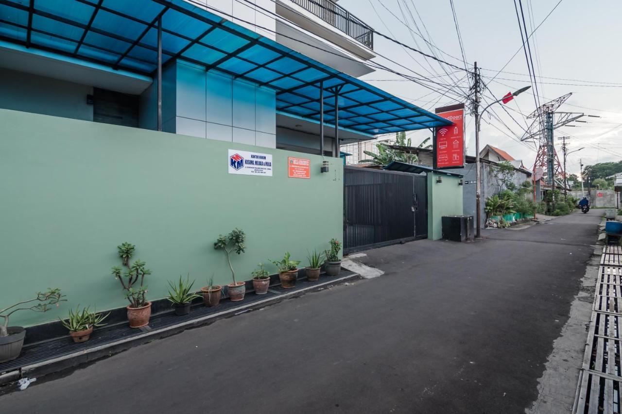 Reddoorz Plus Near Semanggi Jakarta Kültér fotó