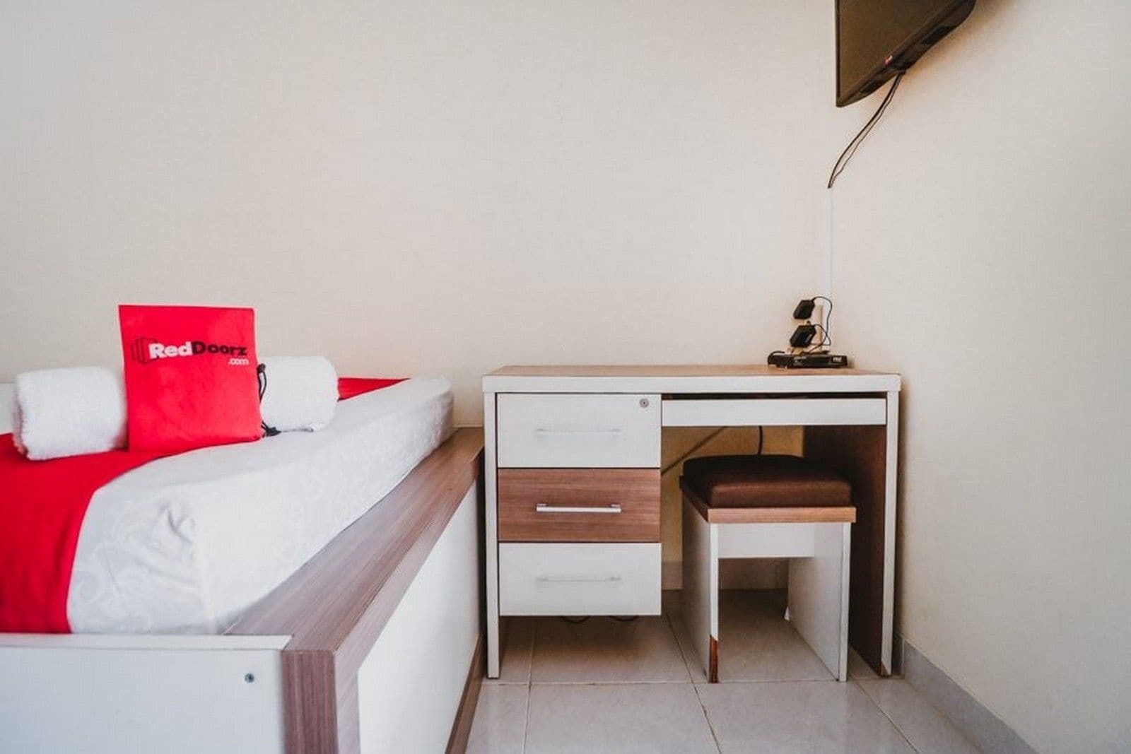 Reddoorz Plus Near Semanggi Jakarta Kültér fotó