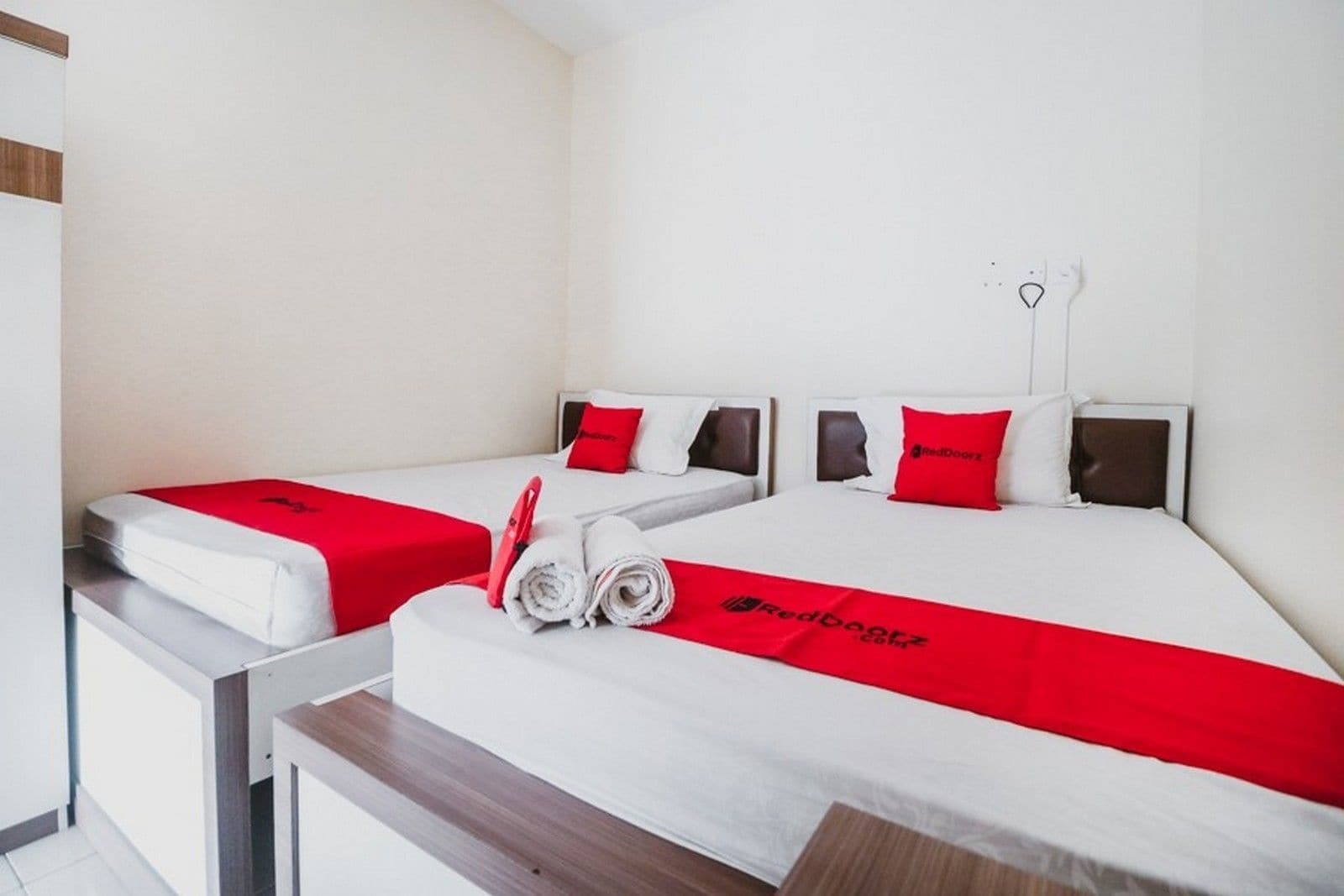 Reddoorz Plus Near Semanggi Jakarta Kültér fotó